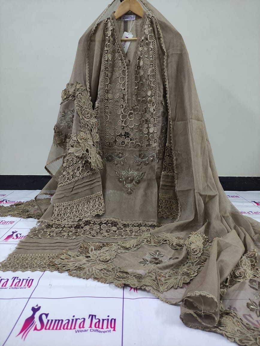 900093dd-e3db-4bab-9bc3-375e52e9fffa 3D Kureshia 3pc - Image 1